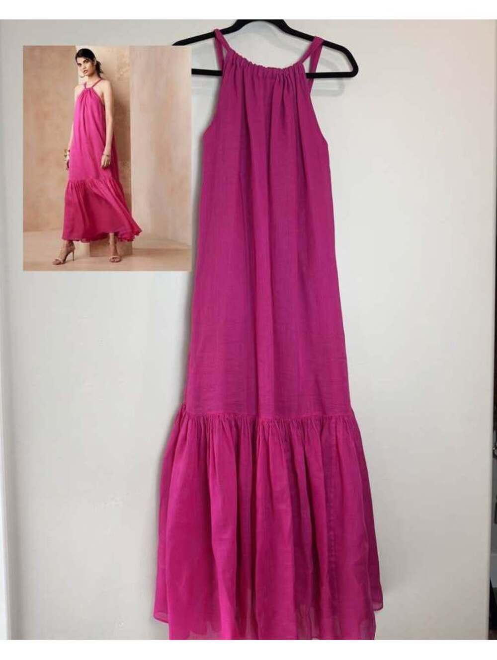BANANA REPUBLIC Fino fuchsia halter neck maxi dress XS-MED $26
